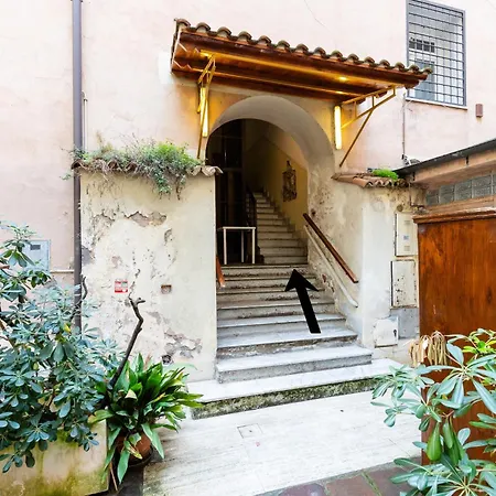 Colosseum Boutique *