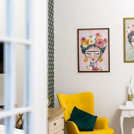 Colosseum Boutique *